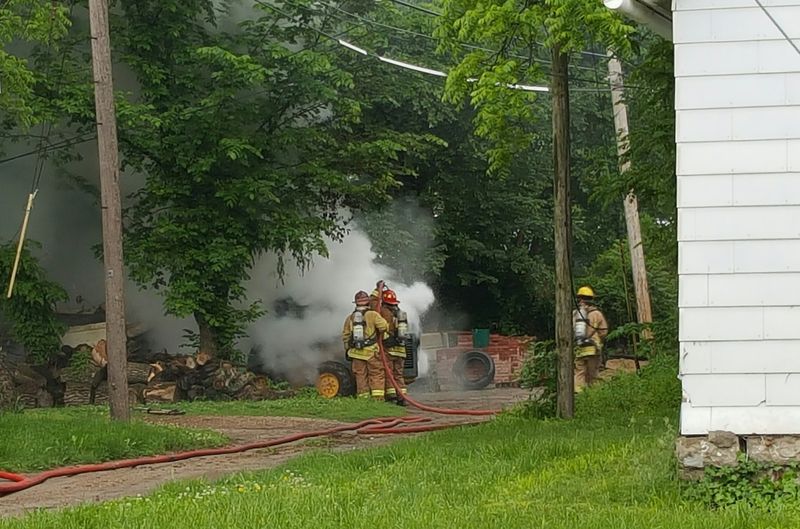 050916 vehicle fire 2